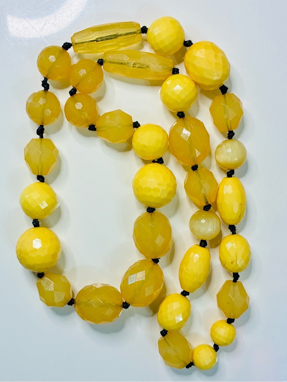 VTG Butter Yellow Facetted Beaded Chunky Statement Necklace Women Jewelry 148g